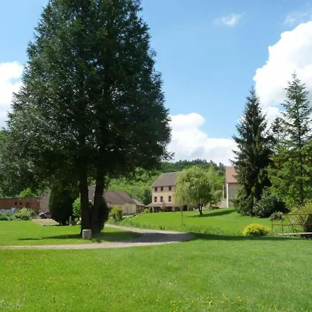 Dom wakacyjny Moulin Renove Avec Piscine Partagee Et Animaux Acceptes - Fr-1-489-255 *