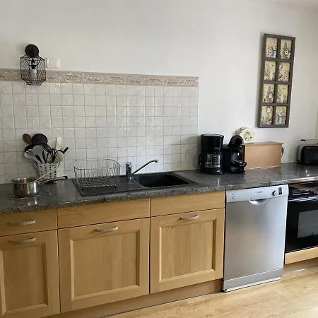 Dom wakacyjny Moulin Renove Avec Piscine Partagee Et Animaux Acceptes - Fr-1-489-255